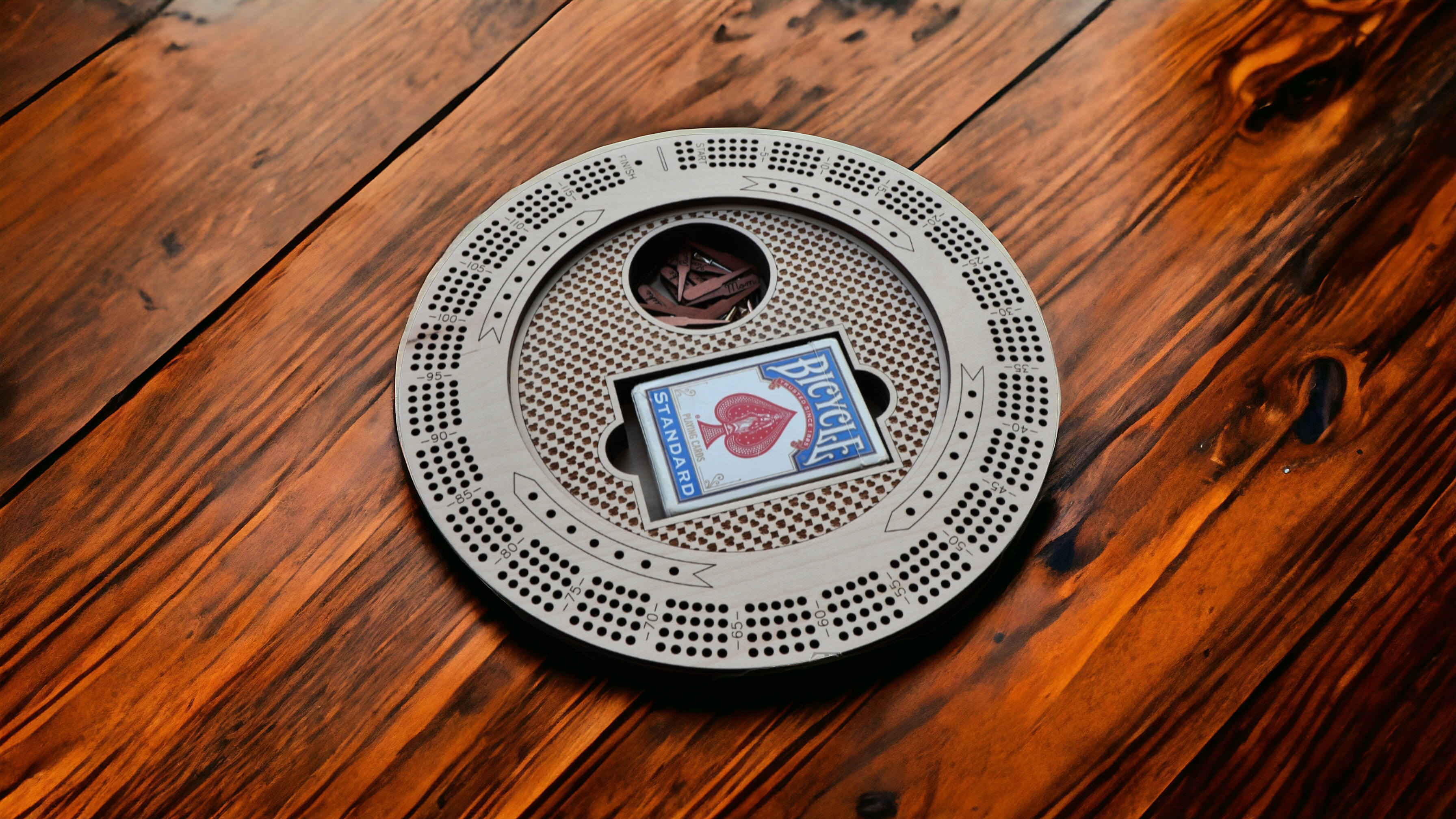 Round Cribbage Board